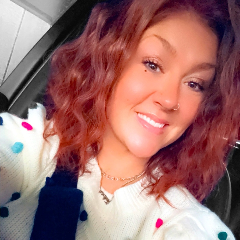 Meet your Posher, Felicia